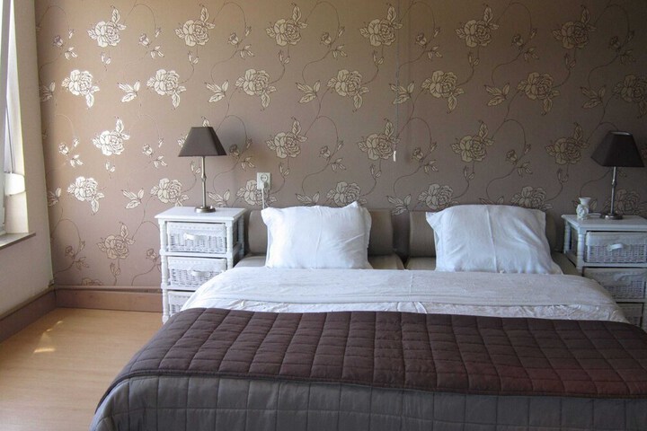 Room 4 of 31
