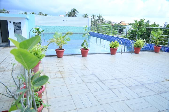 Pool 49 of 89