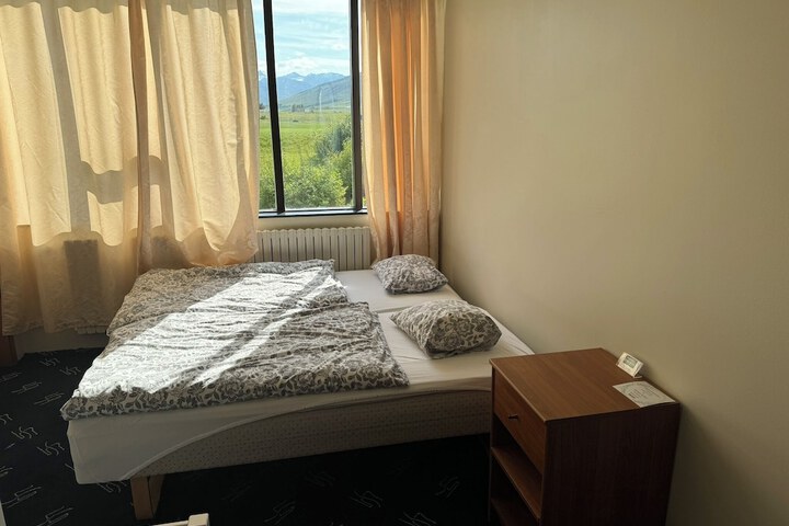 Room 30 of 126