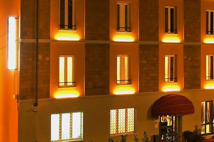 Hotel 63 of 63