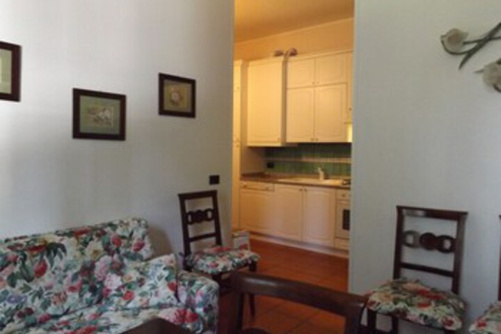 Room 8 of 19
