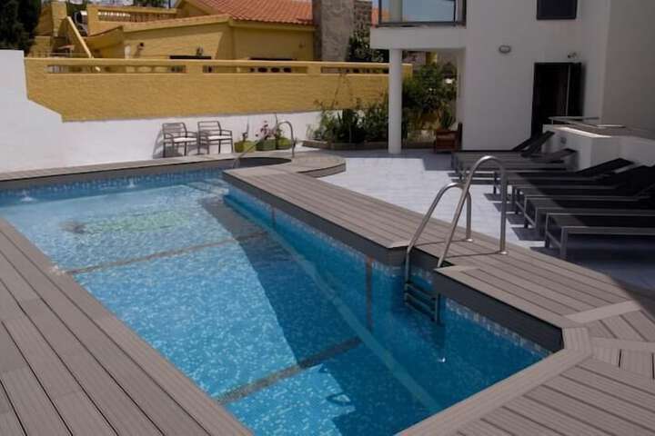 Pool 17 of 38