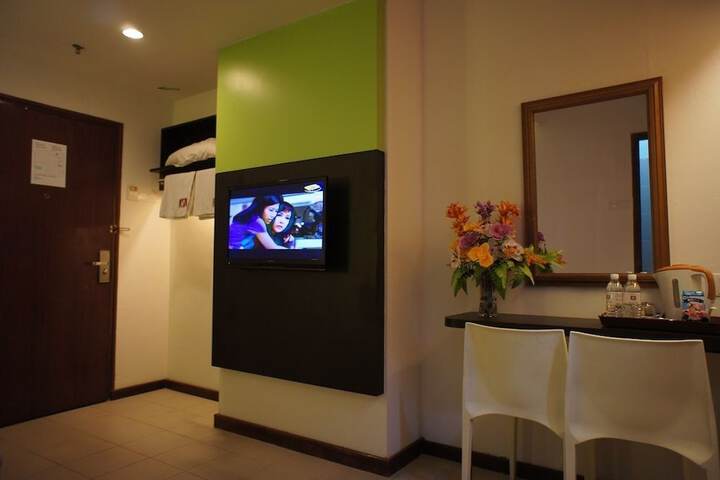 Room 21 of 24