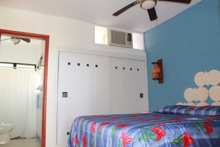 Room 8 of 50