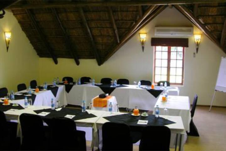 SHANGUNI LODGE