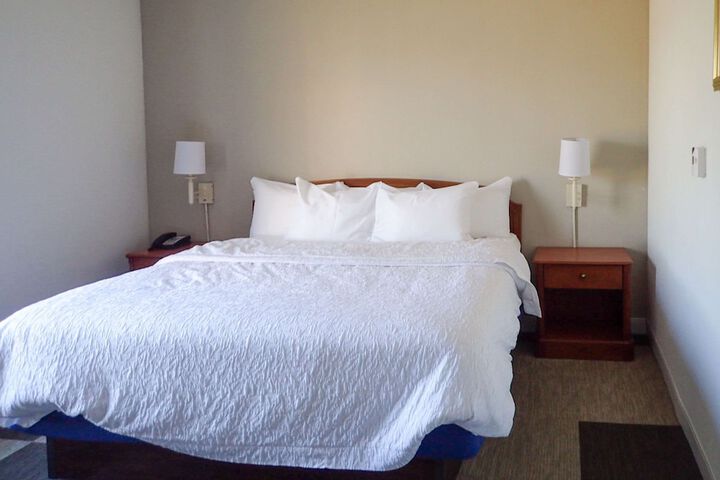 1 King Bed (36 of 46)