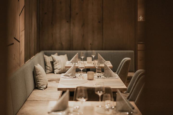 Dining 157 of 200