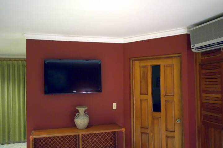 Room 10 of 42