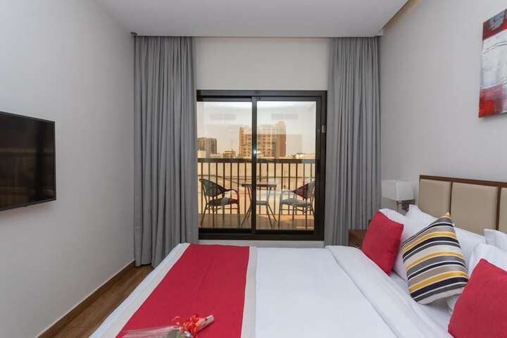 Room 15 of 37