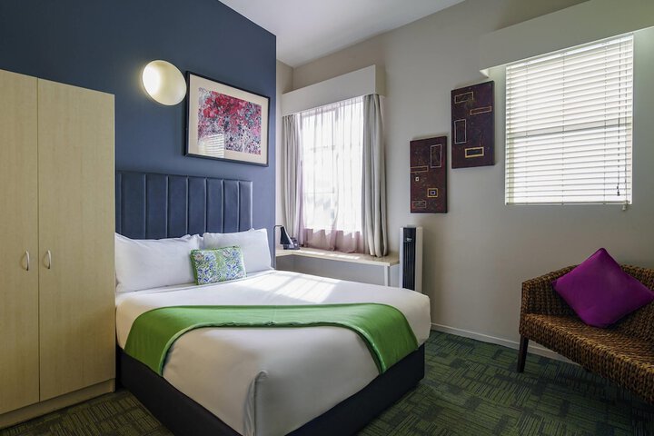 Room 14 of 41