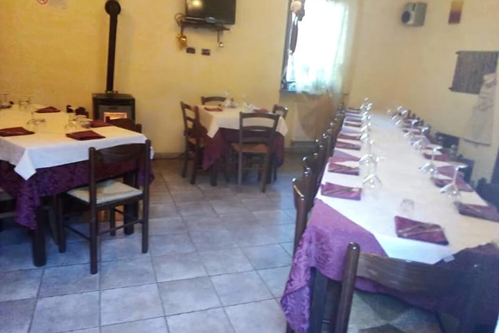 Dining 9 of 9
