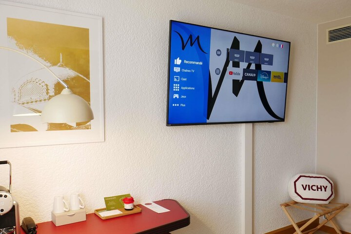 Room 14 of 49