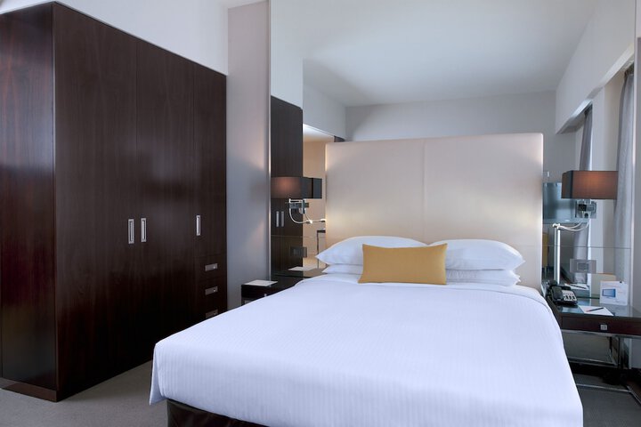 Room 16 of 54