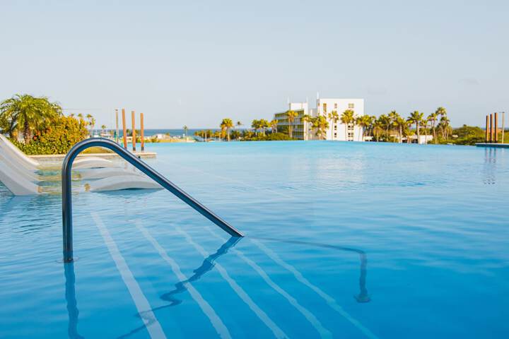 Pool 85 of 152