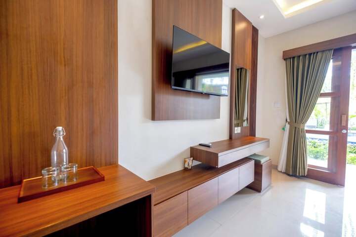 Room 19 of 105