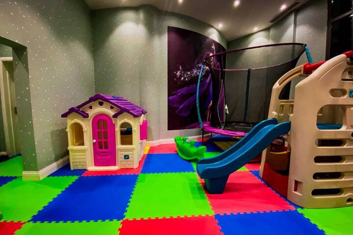 Childrens Activities 51 of 57
