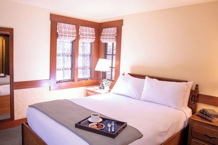 Room 15 of 52