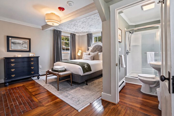 Room 182 of 431