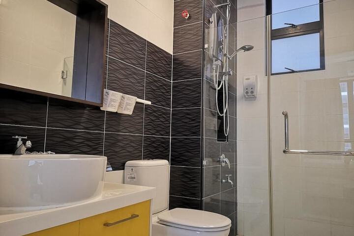 Room 88 of 106
