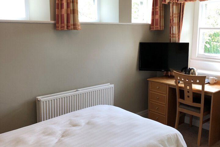Room 17 of 124