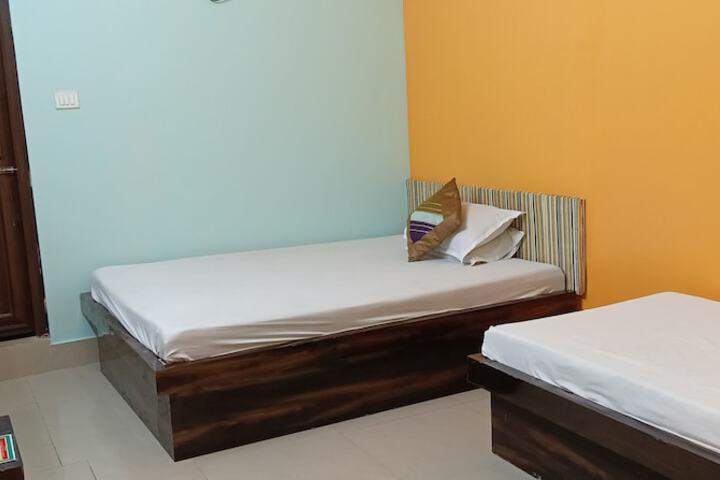 Room 17 of 61