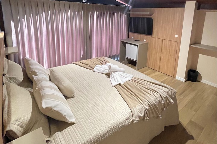 Room 7 of 39