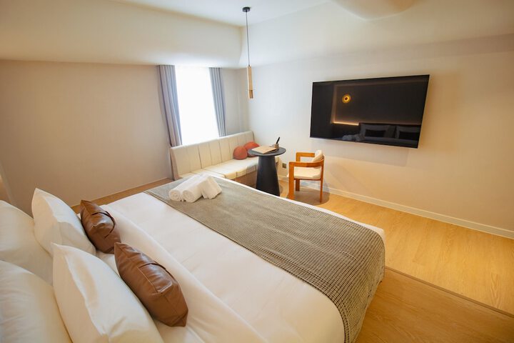 Room 15 of 59
