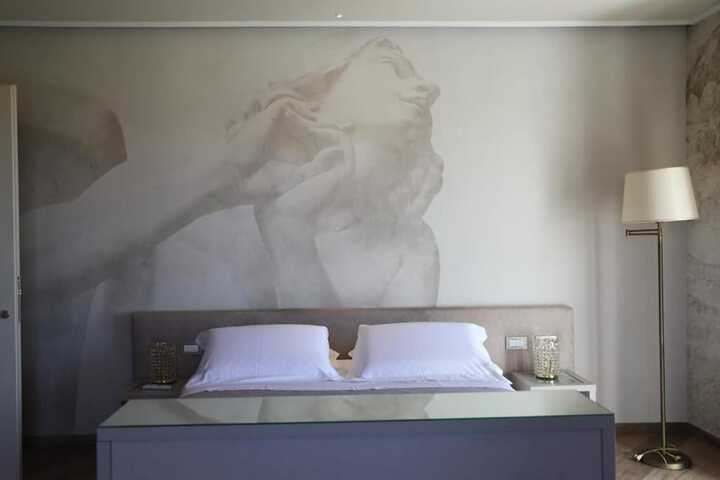 Room 10 of 44