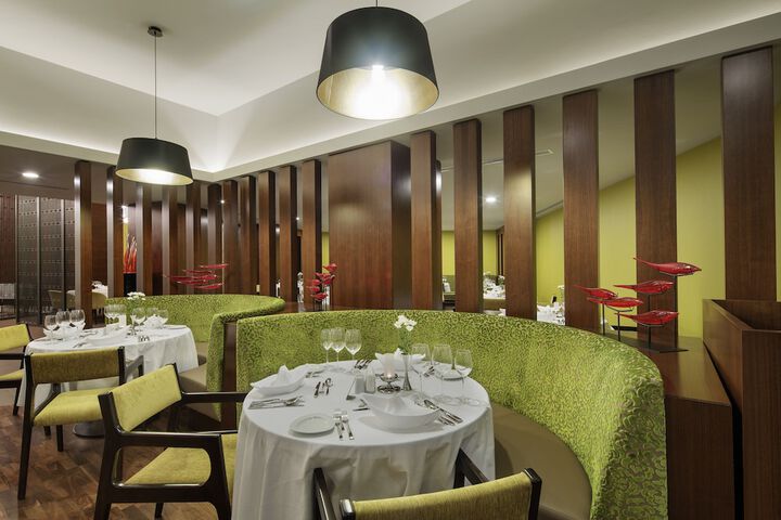 Dining 178 of 303