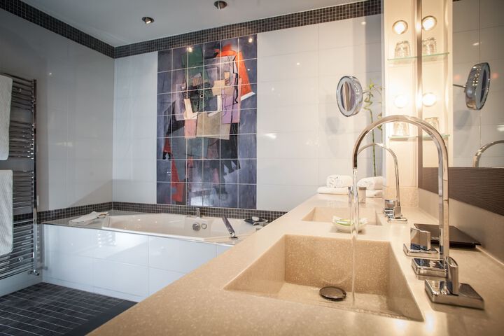 Clean Restrooms