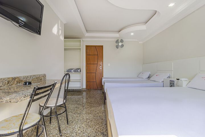 Room 20 of 76