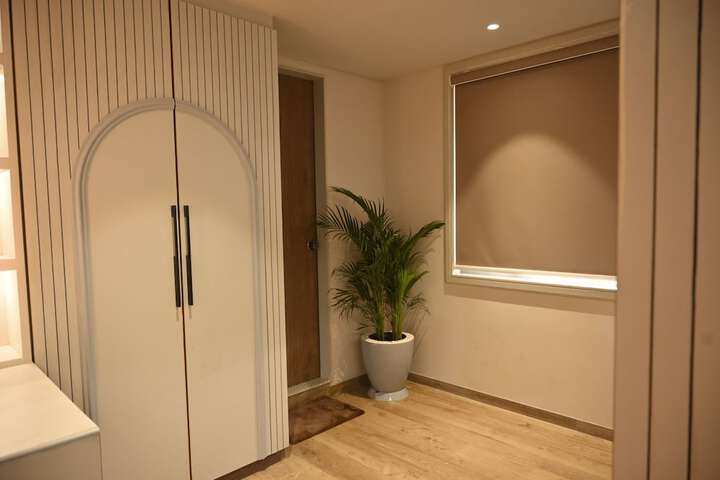 Room 14 of 17
