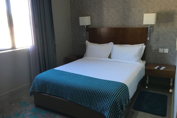 Room 5 of 49