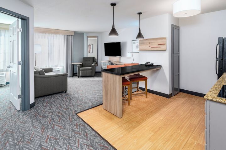 Room 40 of 84