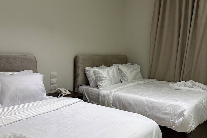 Room 9 of 23