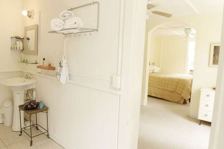 Room 32 of 52