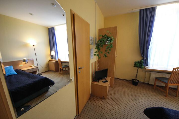 Room 63 of 72