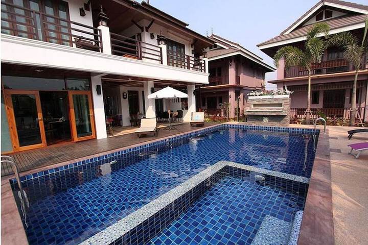 Pool 38 of 61