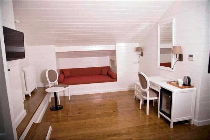 Room 15 of 71