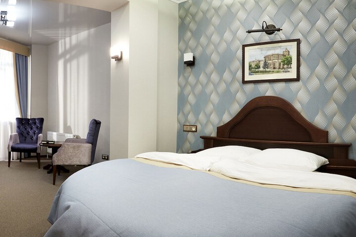 Room 7 of 34