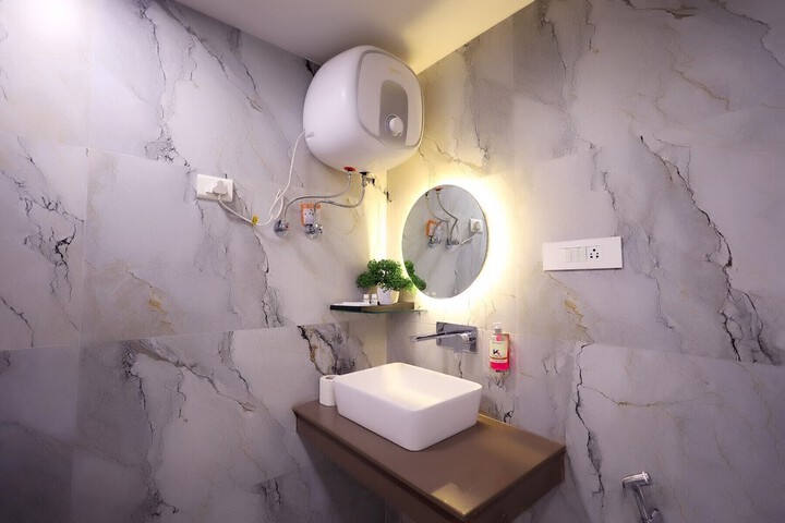 Room 30 of 51