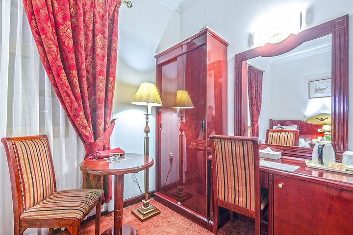 Room 14 of 49