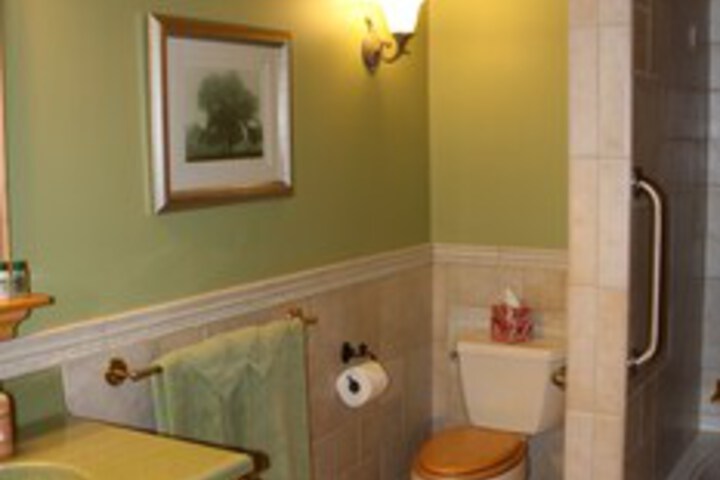 Room 4 of 43