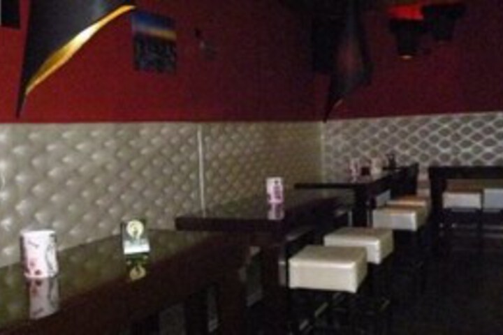Lounge 2 of 35