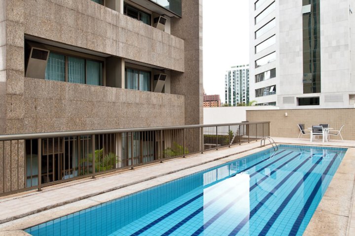 Pool Hotel