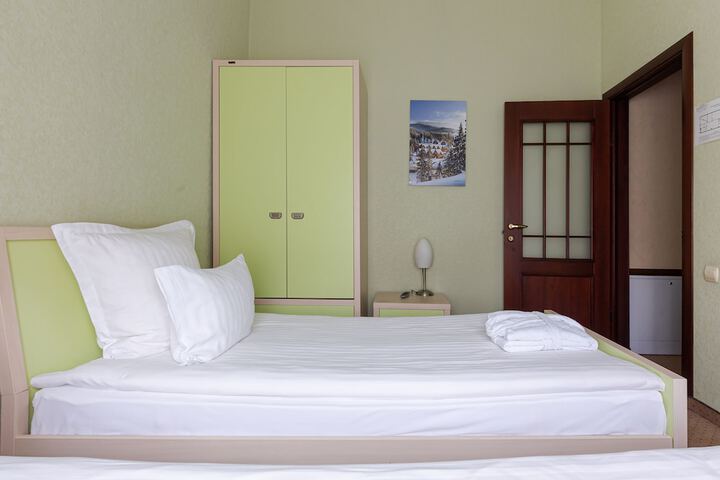 Room 106 of 262