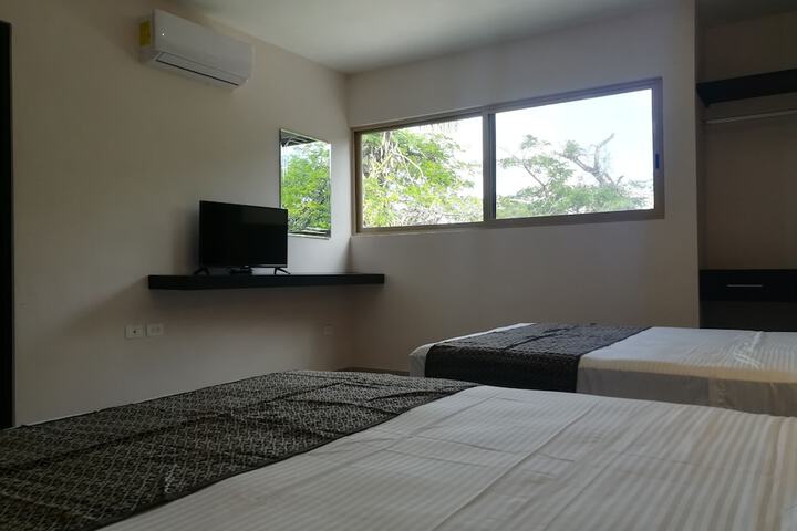 Room 8 of 43