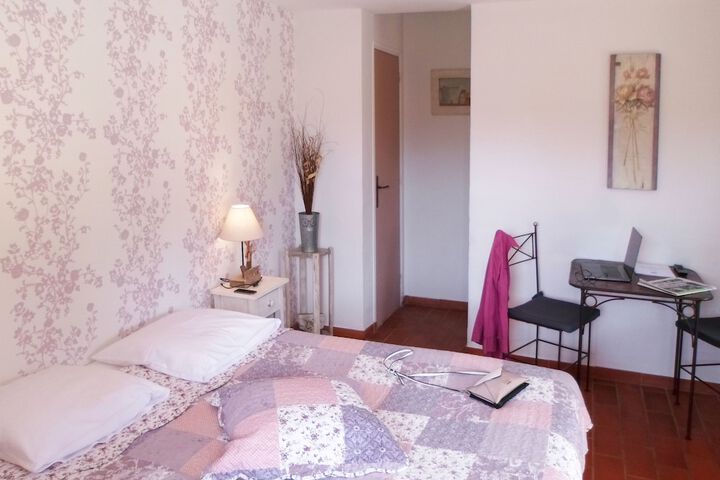 Room 5 of 54