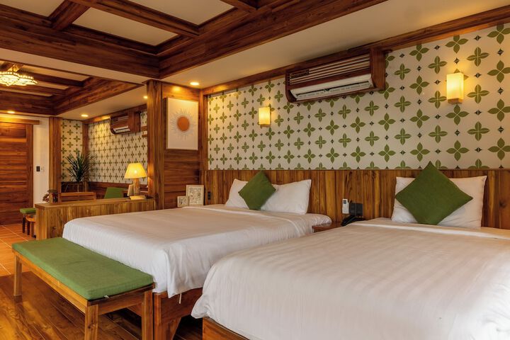 Room 20 of 77