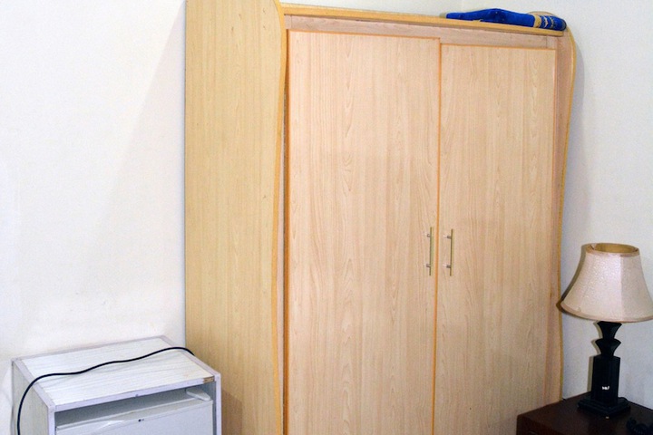 Room 17 of 24